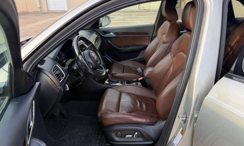 2017 Audi Q3 2.0T quattro Prestige