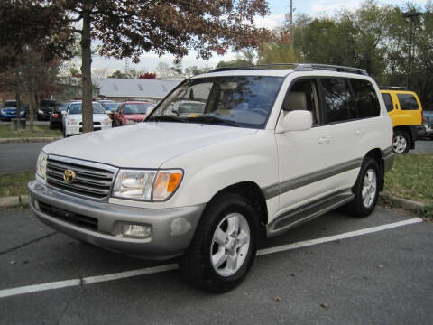 2003 Toyota Land Cruiser for sale at Auto Bahn Motors in Winchester VA