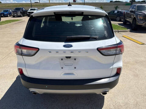 2022 Ford Escape S