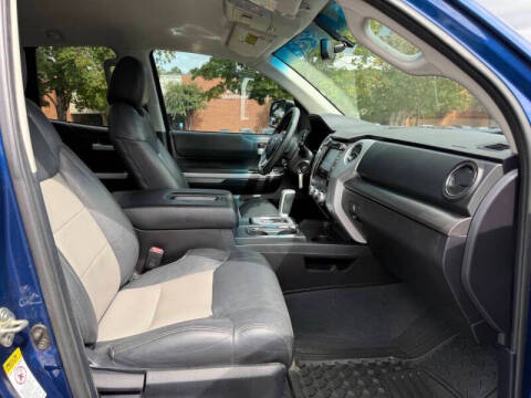 2015 Toyota Tundra SR