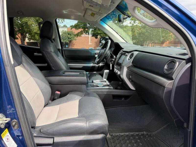 2015 Toyota Tundra SR