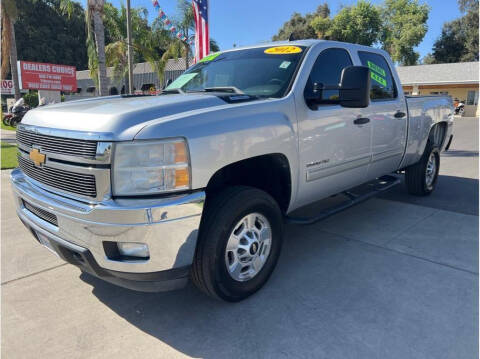 2012 Chevrolet Silverado 2500HD for sale at Dealers Choice Inc in Farmersville CA