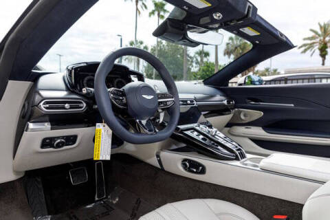2026 Aston Martin Vantage Roadster