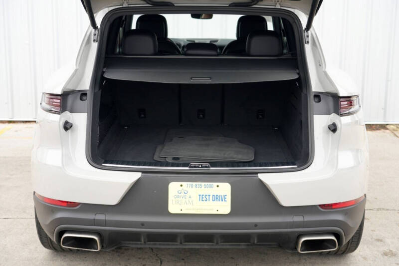 2024 Porsche Cayenne