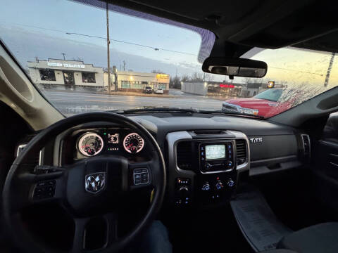 2019 RAM 1500 Classic SLT