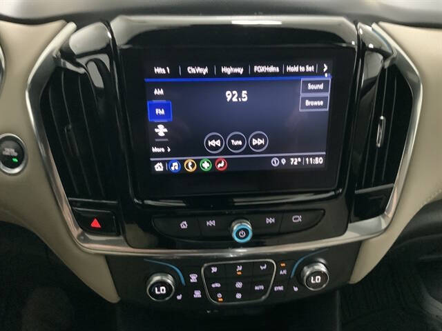 2022 Chevrolet Traverse LT Leather