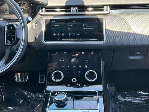 2018 Land Rover Range Rover Velar P250 R-Dynamic SE