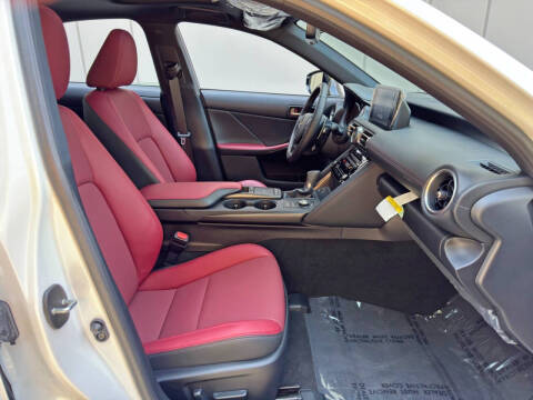 2022 Lexus IS 300