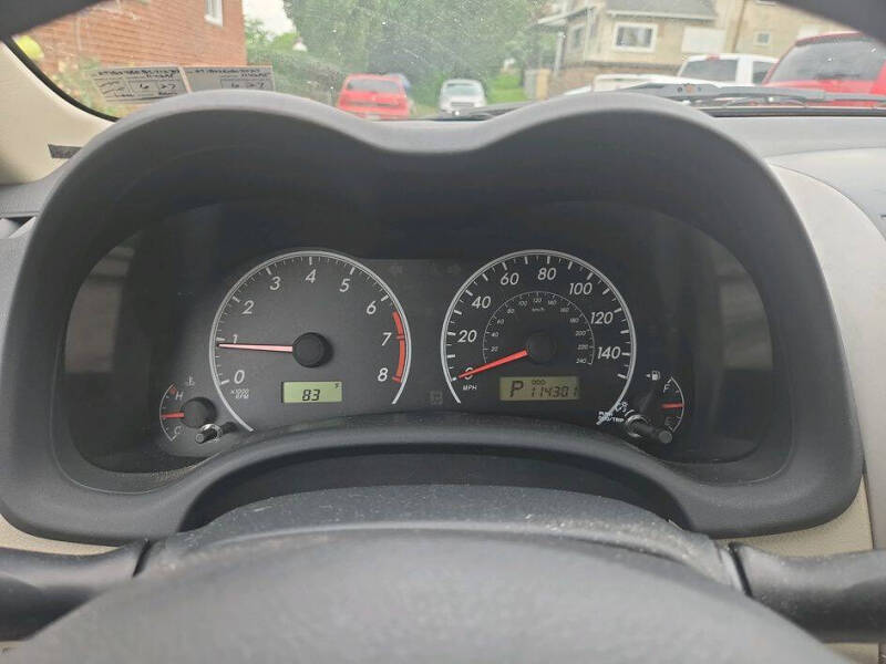 2011 Toyota Corolla LE