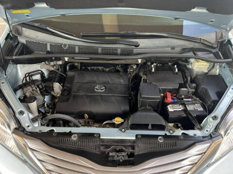 2016 Toyota Sienna