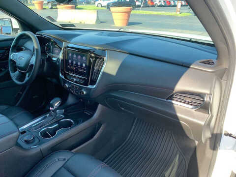 2023 Chevrolet Traverse RS