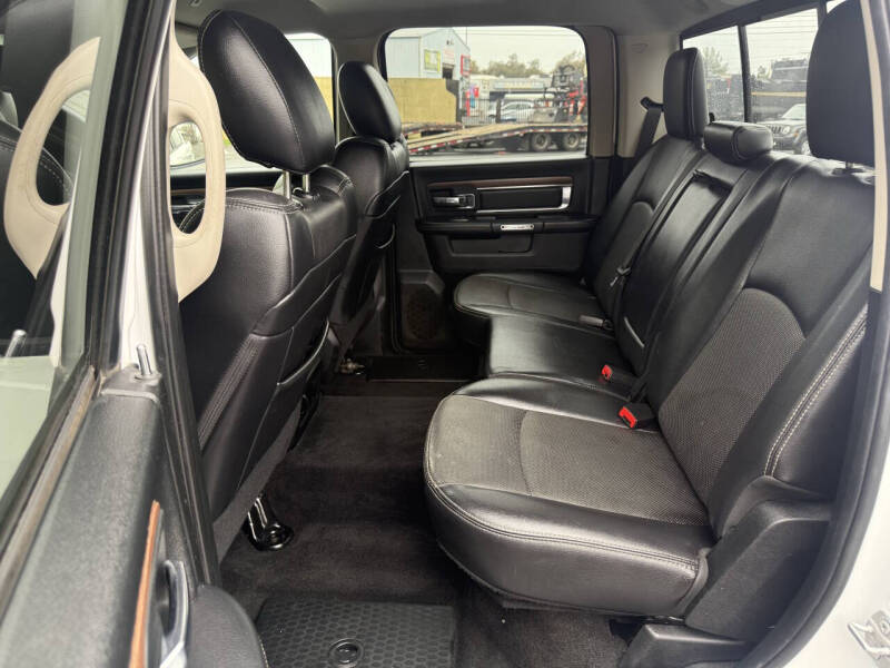 2017 RAM 1500 Laramie