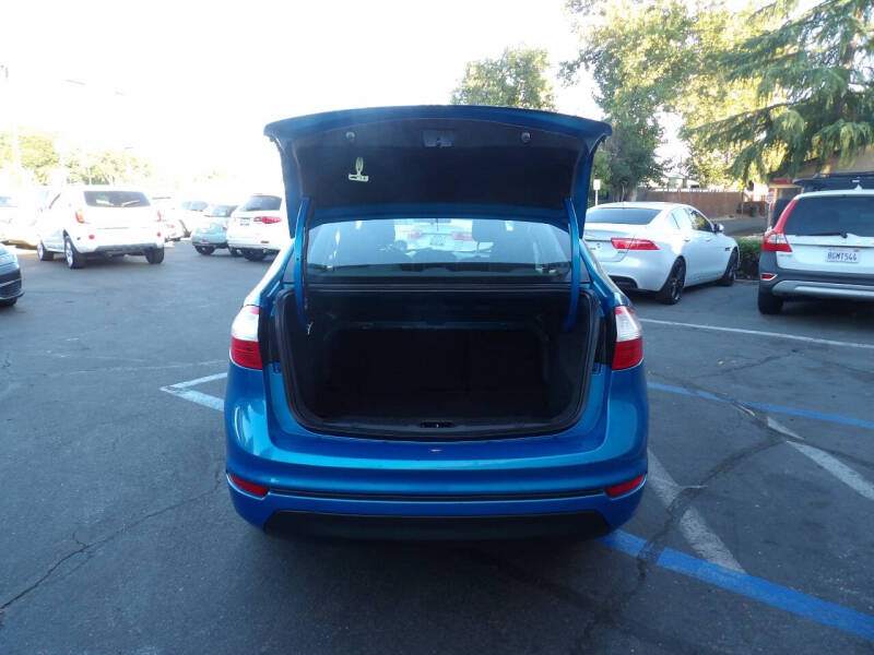 2016 Ford Fiesta SE