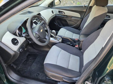 2014 Chevrolet Cruze LS Auto