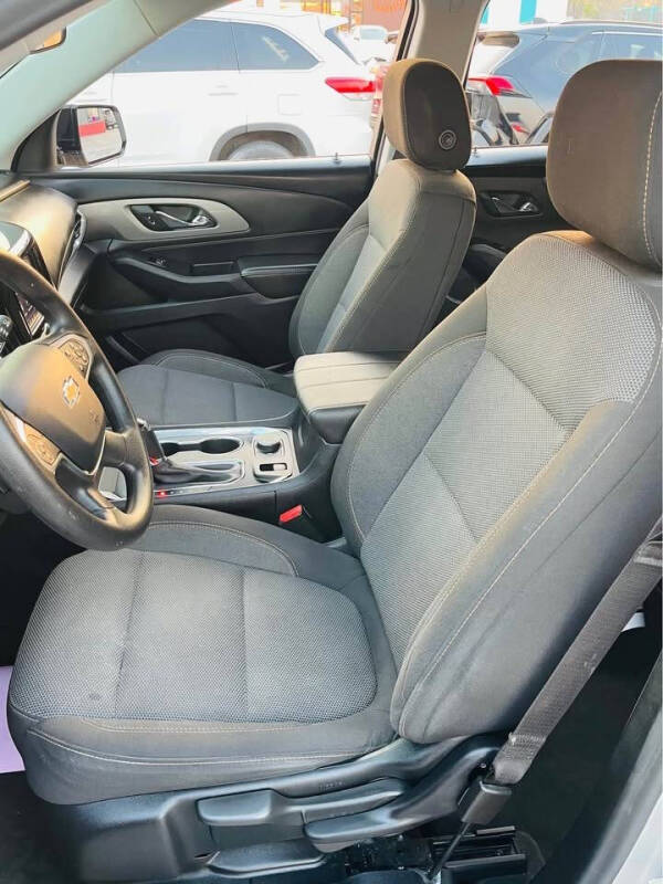 2020 Chevrolet Traverse LS