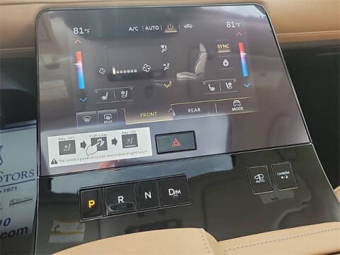 2025 Infiniti QX80 Luxe