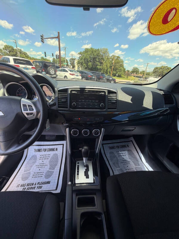 2016 Mitsubishi Lancer ES