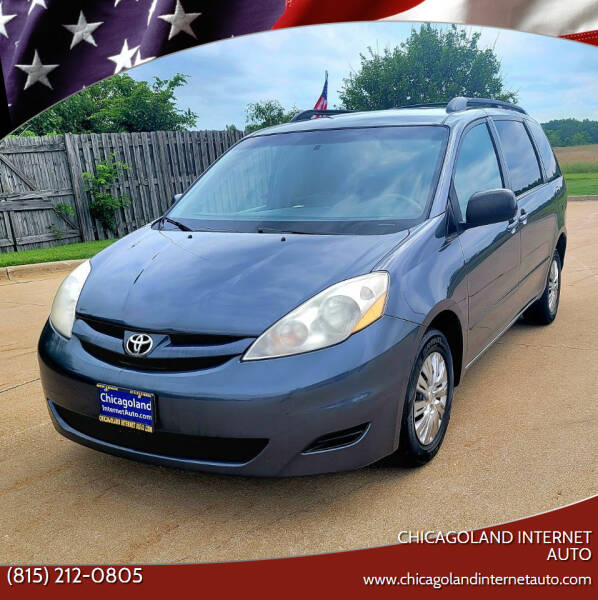 2010 Toyota Sienna for sale at Chicagoland Internet Auto - 410 N Vine St New Lenox IL, 60451 in New Lenox IL