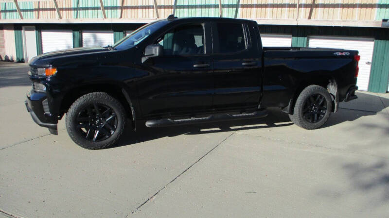 2021 Chevrolet Silverado 1500 Custom photo 3