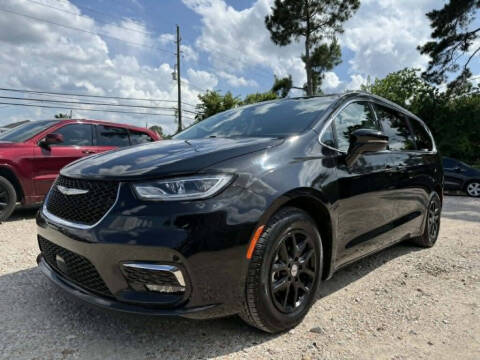 2022 Chrysler Pacifica Touring L