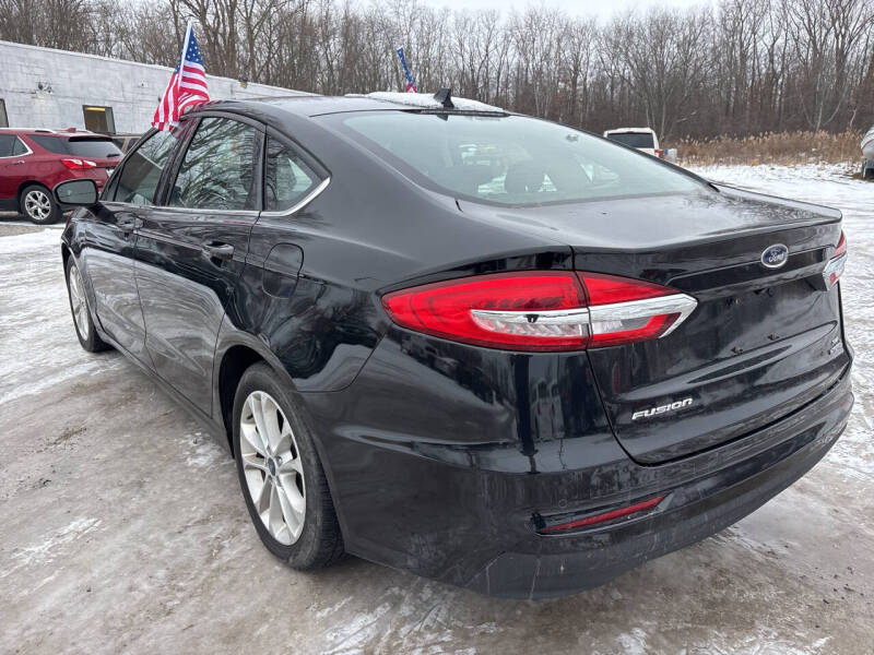 2019 Ford Fusion Hybrid SE
