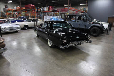 1957 Ford Thunderbird