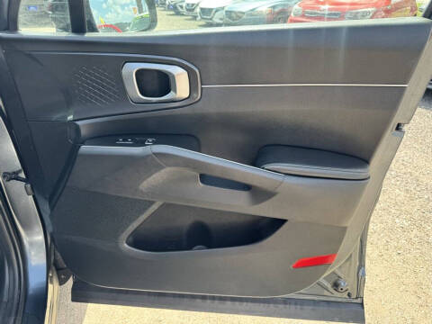 2022 Kia Sorento S