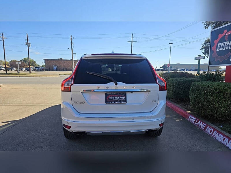 2015 Volvo XC60 T5 Drive-E Platinum