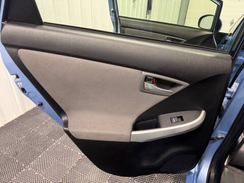 2012 Toyota Prius Plug-in Hybrid Advanced