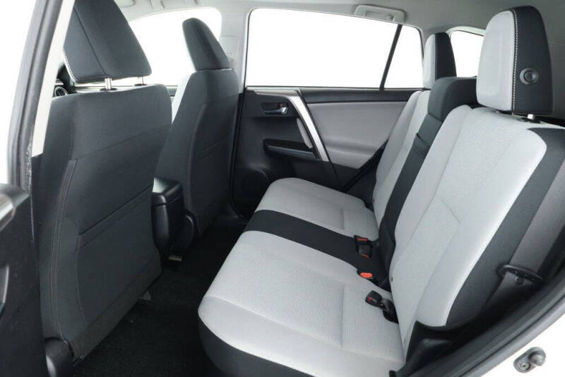 2018 Toyota RAV4 Hybrid XLE