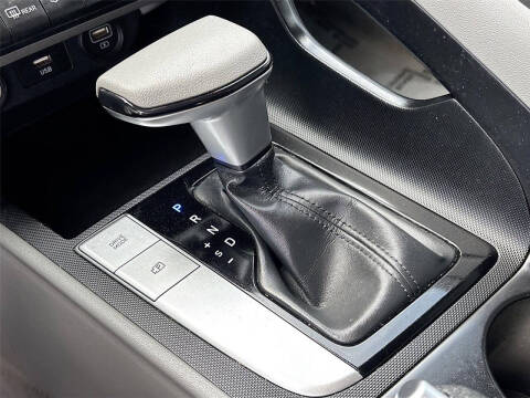 2022 Hyundai Elantra