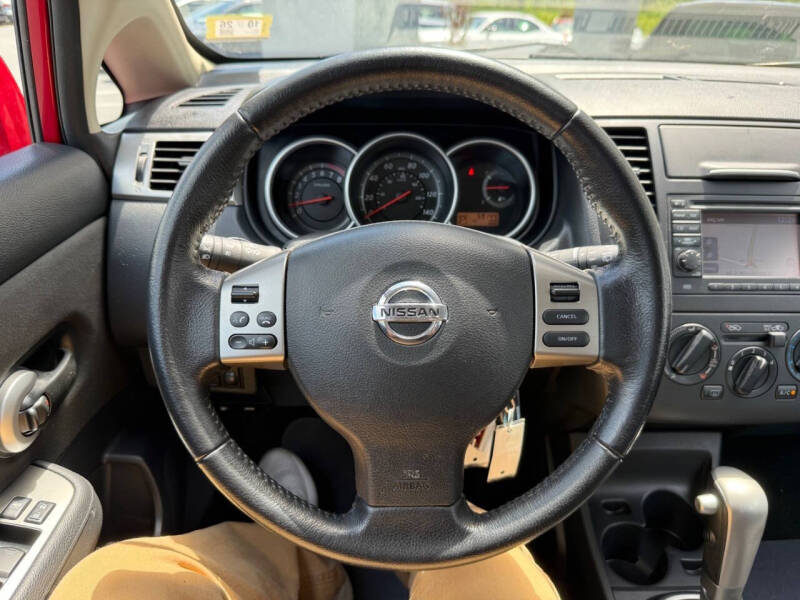 2012 Nissan Versa 1.8 SL