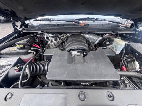 2016 Chevrolet Suburban LS