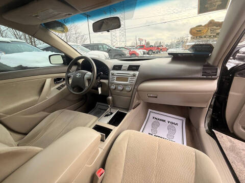 2010 Toyota Camry LE