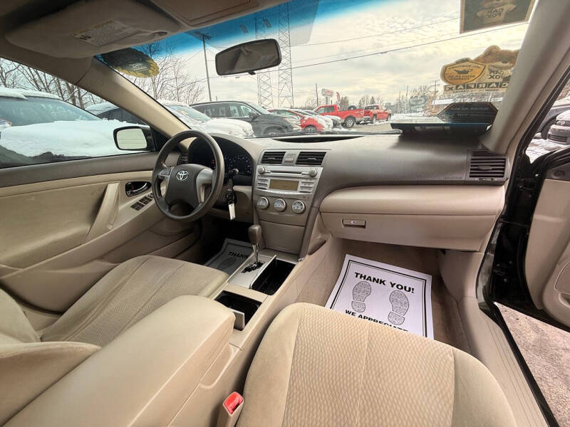 2010 Toyota Camry LE