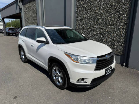 2016 Toyota Highlander Limited Platinum