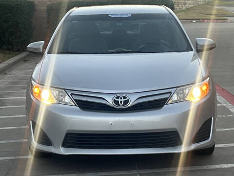 2014 Toyota Camry LE