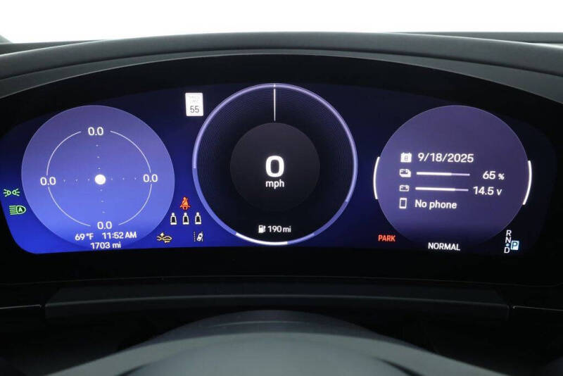 2025 Porsche Macan Electric