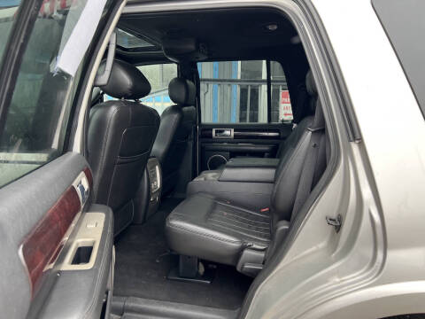 2006 Lincoln Navigator Luxury