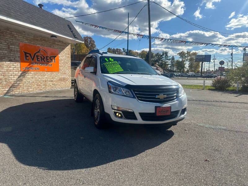 Used 2016 Chevrolet Traverse 2LT with VIN 1GNKVHKD7GJ347720 for sale in Austintown, OH