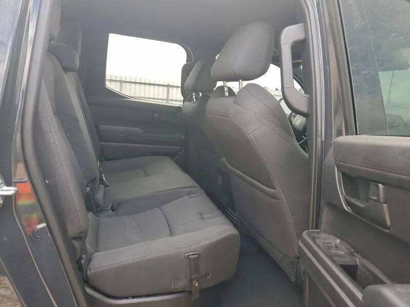 2024 Toyota Tacoma SR