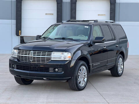 2009 Lincoln Navigator for sale at Clutch Motors in Lake Bluff IL