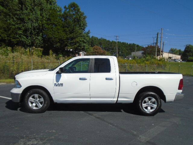 2016 RAM 1500 SLT