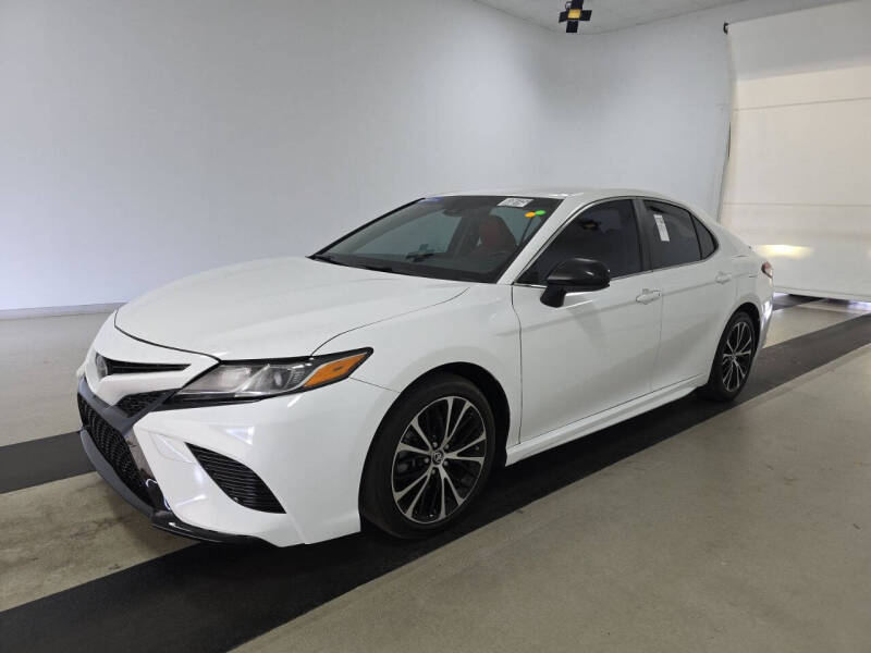 2018 Toyota Camry SE