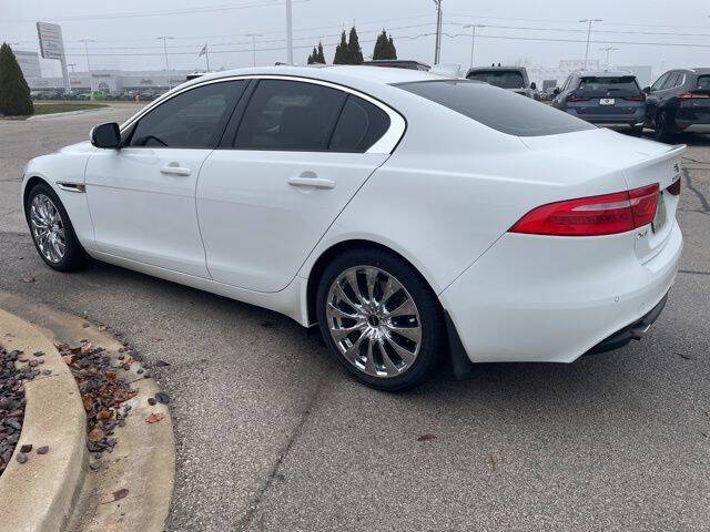 2017 Jaguar XE 25t Premium