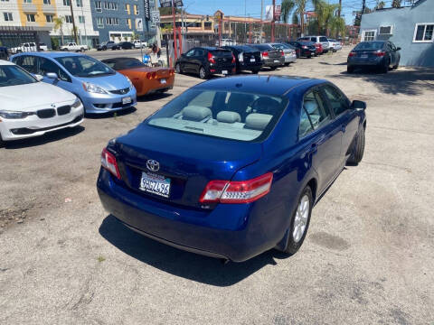 2011 Toyota Camry LE