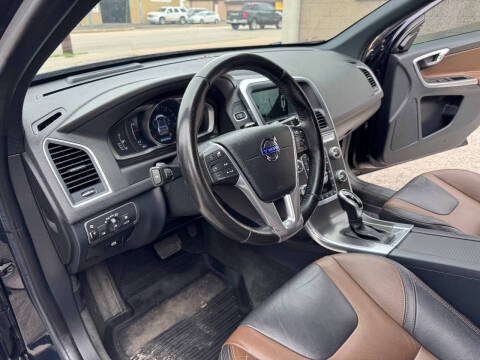 2016 Volvo XC60 T6 Drive-E Platinum