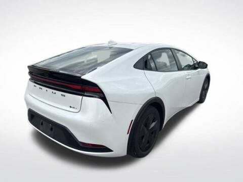 2024 Toyota Prius LE