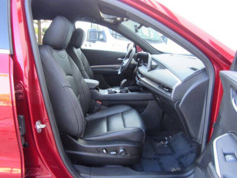 2024 Cadillac XT4 Premium Luxury