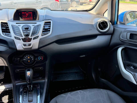 2012 Ford Fiesta SE